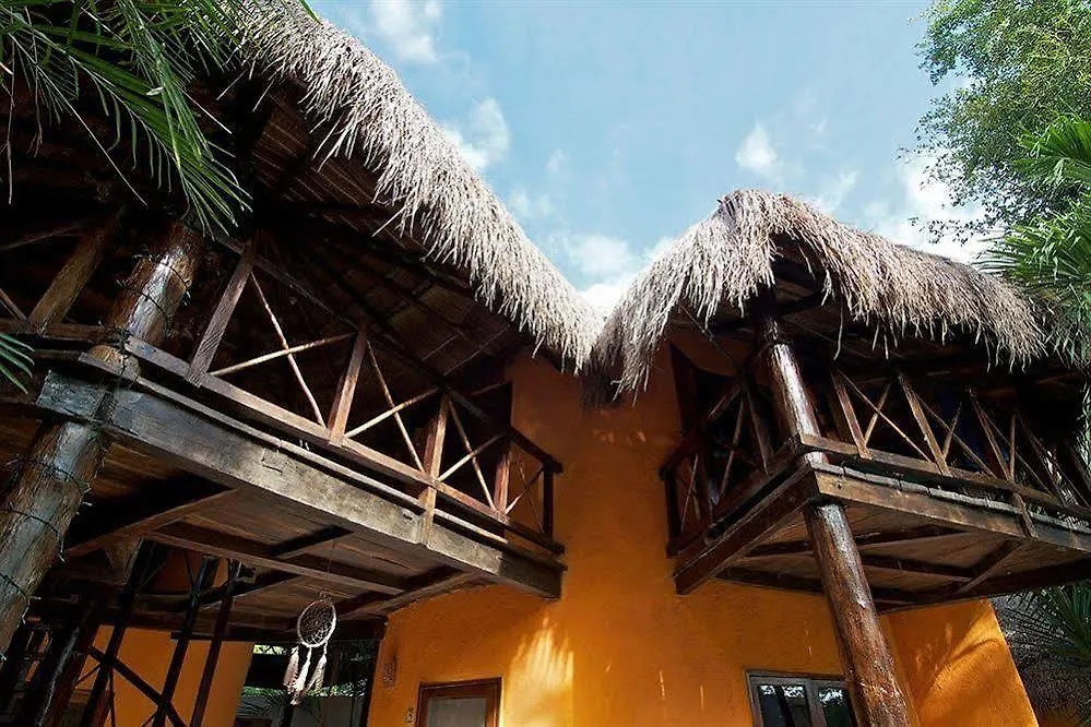 Hotel Uolis Nah Tulum