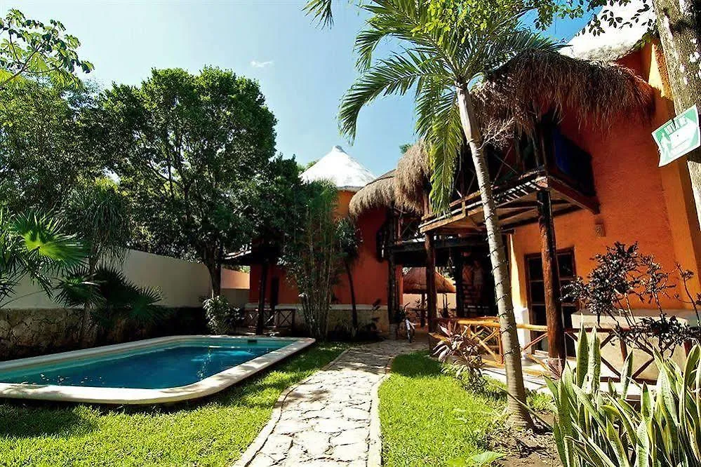 Hotel Uolis Nah Tulum