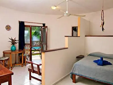 Hotel Uolis Nah Tulum